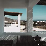 Bianco Diverso * Imerovigli