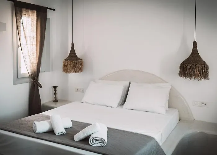 Bianco Diverso Imerovigli (Santorini)