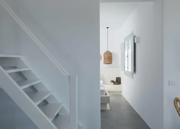 Villa Bianco Diverso Imerovigli (Santorini)