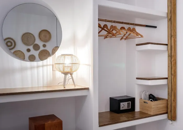 Bianco Diverso Villa Imerovigli (Santorini)