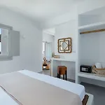 Bianco Diverso Villa *